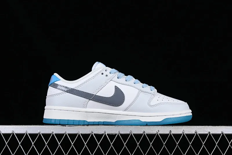 All categories Nk SB Dunk series Nk SB Dunk Low low-top sneakers F version Nk SB Dunk Low "520" Valentine's Day limited SB low-top sports and leisure sneakers FN3433-141